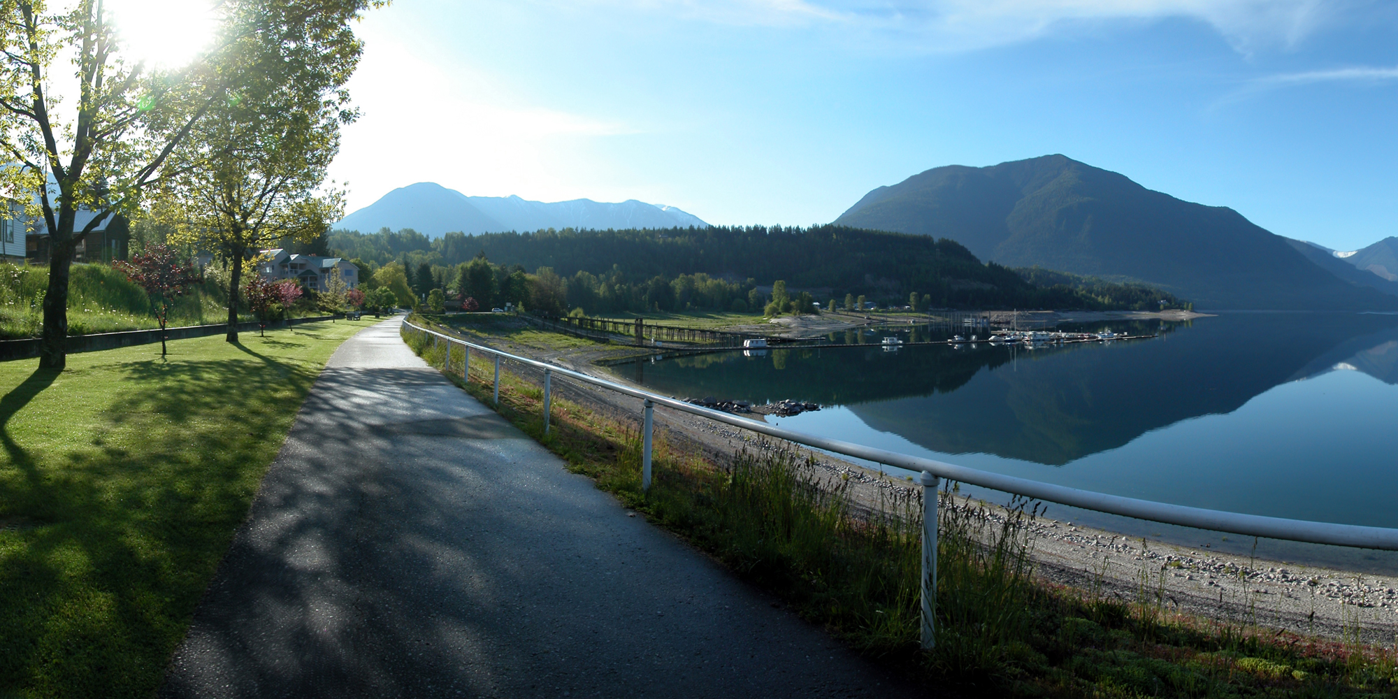 The promenade along Upper Arrow Lake, Nakusp BC